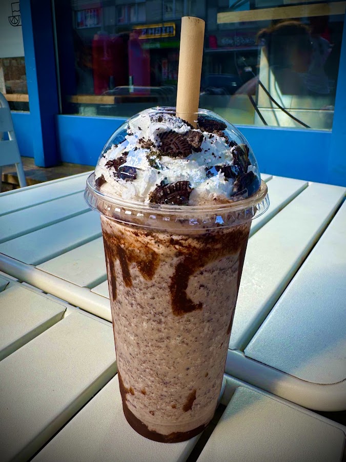 Oreo Cookie Shake